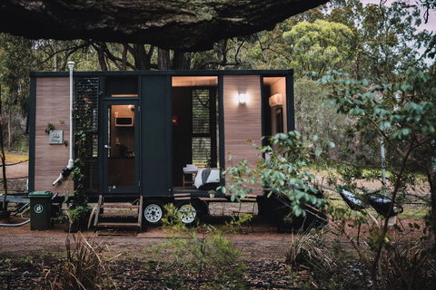 Tiny House 888 - Australian Directory 0