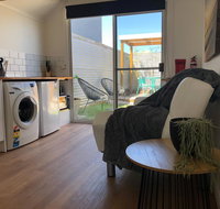 Tiny Tom - Hidden beside the river Mersey - Australian Directory