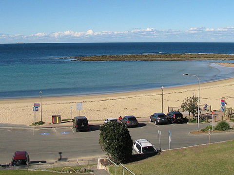 Toowoon Beach View 3br Villa 4 Just Steps To Beach With Views - Australian Directory 0