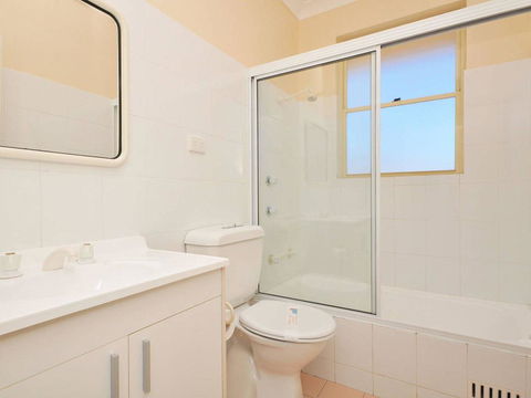 Toowoon Beach View 3br Villa 4 Just Steps To Beach With Views - Australian Directory 3