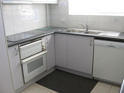 Toowoon Beach View 3br Villa 4 Just Steps To Beach With Views - Australian Directory 1