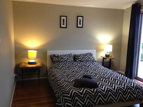 Top Of Alex - Amazing Views - Australian Directory 2