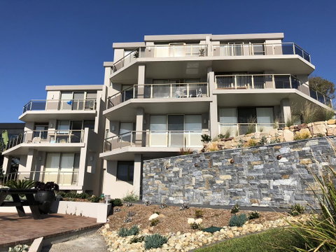 Toowoon Bay Beachfront Apartment - Australian Directory 2