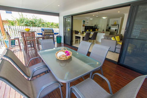 Torakina - Australian Directory 3