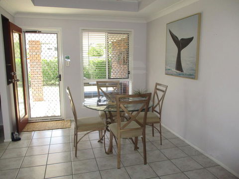 Torquay Beach Holiday House - Australian Directory 2