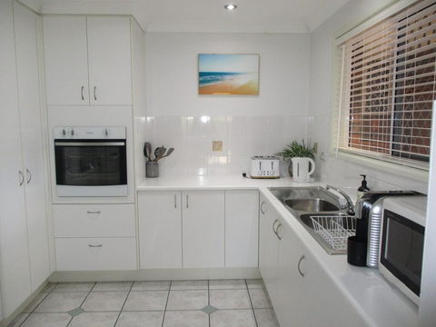 Torquay Beach Holiday House - Australian Directory 0