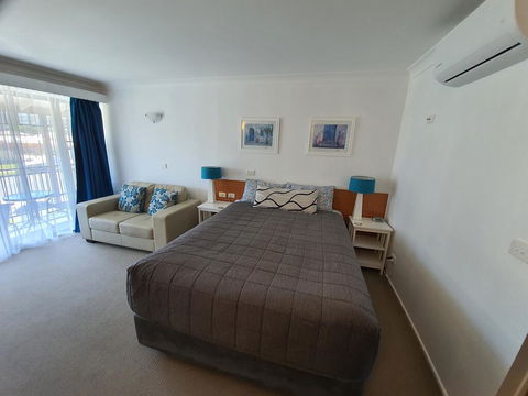 Town Beach Motor Inn Port Macquarie - Australian Directory 1