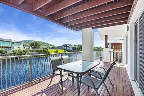 Townhouse On The Canal - Australian Directory 0