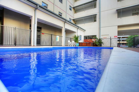 Townsville Central Hotel - Australian Directory 2