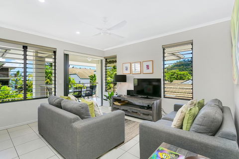 Tranquil Palms @ Trinity Beach - Australian Directory 1