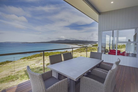Tranquility Bay Of Fires - Australian Directory 0
