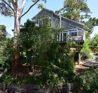 Treetops - Newly renovated in the village - Australian Directory