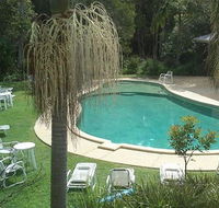Treetops Lakeside Apartments - Australian Directory
