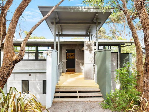 TREETOPS TERRACE 12 - A Luxury Skenes Creek Villa - Australian Directory 1