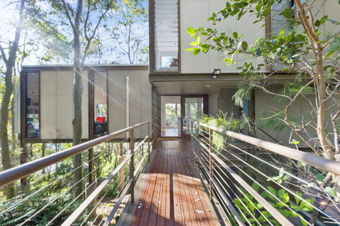 Treetops@Wagstaffe - Australian Directory 1