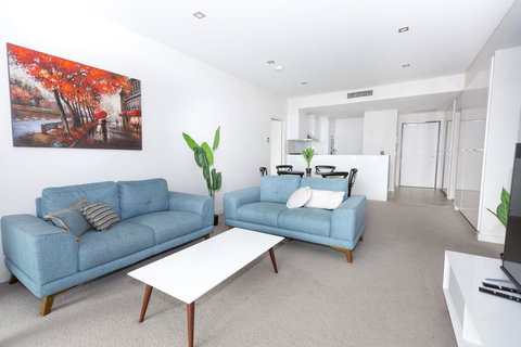 Trendy, Self Contained Inner City Apartment - Australian Directory 0