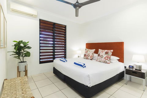 Trito - Luxury Holiday House - Australian Directory 1