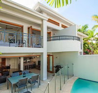 Tropical Oasis - 8 Templemoon - Australian Directory