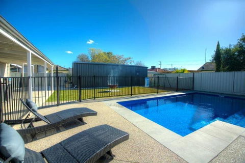 Trotters Retreat - Australian Directory 2