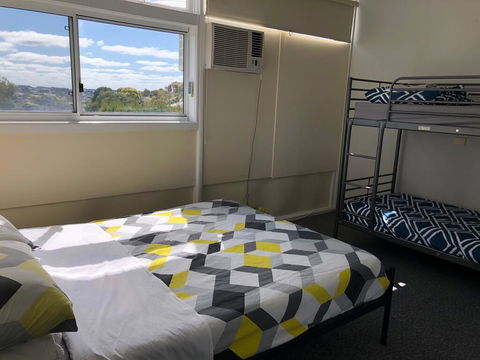 Turn-in Motel - Australian Directory 2