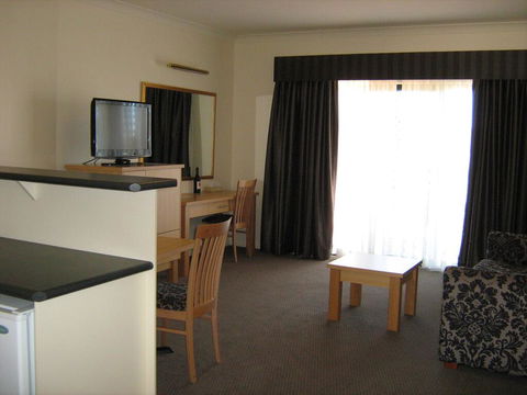 Turners Vineyard Motel - Australian Directory 1