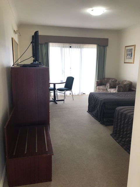 Turners Vineyard Motel - Australian Directory 3