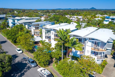 Twin Quays Noosa - Australian Directory 1