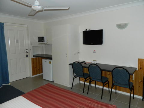 Twin Towns Motel - Australian Directory 2