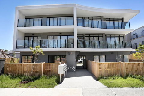 Two Brand New Bedrooms In The Sunlight Area - Australian Directory 3