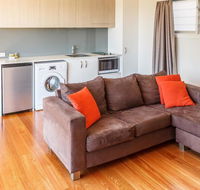 Two Islands at the Jetty - Australian Directory