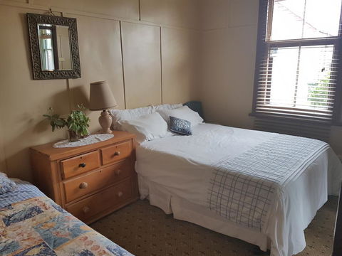 Twomey's Cottage - Australian Directory 2