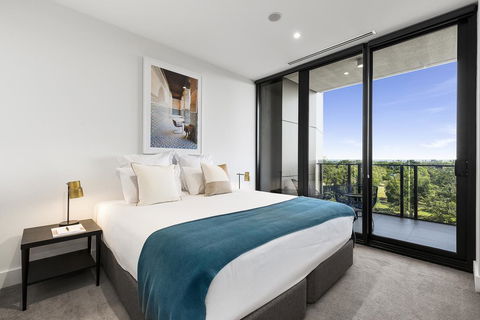 Tyrian Albert Park Lake - Australian Directory 0
