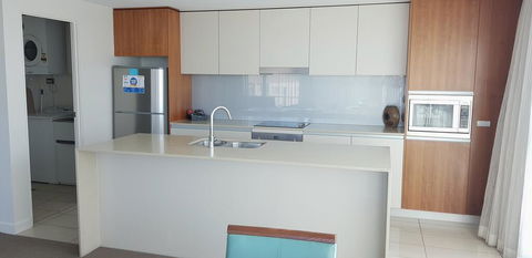 U212 Elston Grandsurf Resort - Australian Directory 3