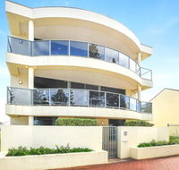 Ultimate Esplanade - 3 Storey Experience - WiFi - Australian Directory