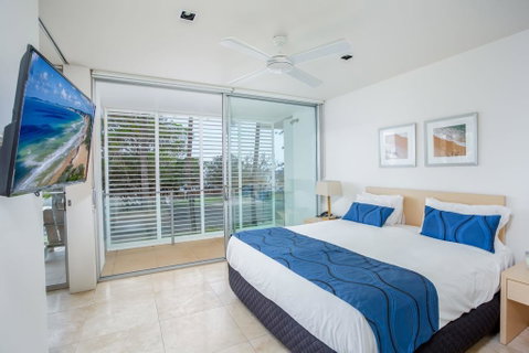 Unit 105 Plantation - Rainbow Beach, Plantation Resort, Second Floor, Aircon, Pool, Spa - Australian Directory 3