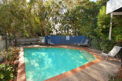 Unit 2, On The Park, 22 Frank Street Coolum Beach, 400 BOND, LINEN INCLUDED - Australian Directory 1