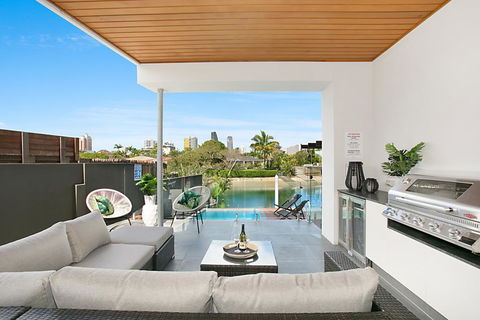 Urban Oasis - Australian Directory 1