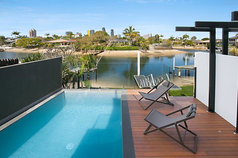 Urban Oasis - Australian Directory 3