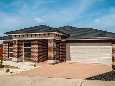 Valencia - Australian Directory 2