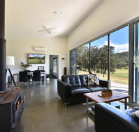 Valle Laguna - Australian Directory