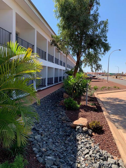 Velocity Motel & Bistro-TWA - Australian Directory 1