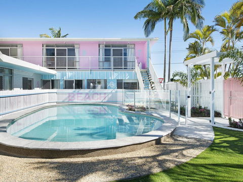 Ventura Beach Motel - 1 Bedroom - Australian Directory 2