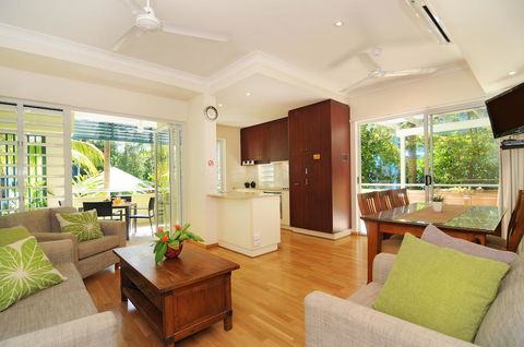 Verandahs Boutique Apartments - Australian Directory 2