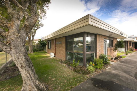 Villa Forster - 1/14-16 Robert Street, Forster - Australian Directory 0