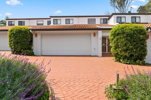 Villa Provence Coffs Harbour - Australian Directory 0