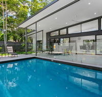 Villa Tiino - Clifton Beach - Australian Directory
