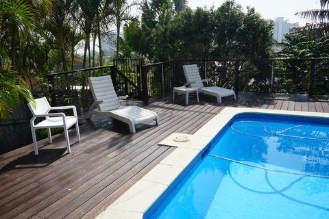 Villa With Views & Pool - Australian Directory 1