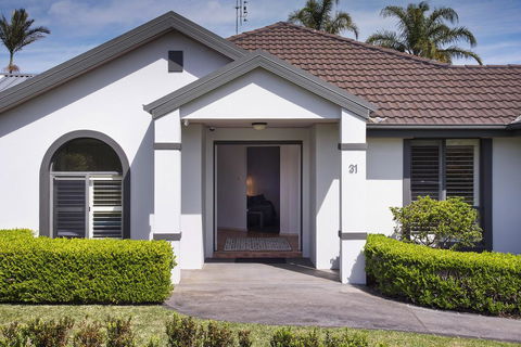 Village Drive 31 Ulladulla - Australian Directory 3