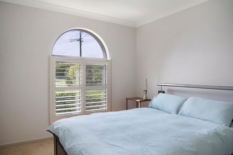 Village Drive 31 Ulladulla - Australian Directory 2