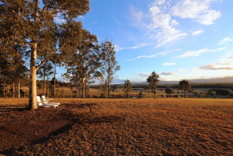 Vineyard Hill Resort - Australian Directory 1